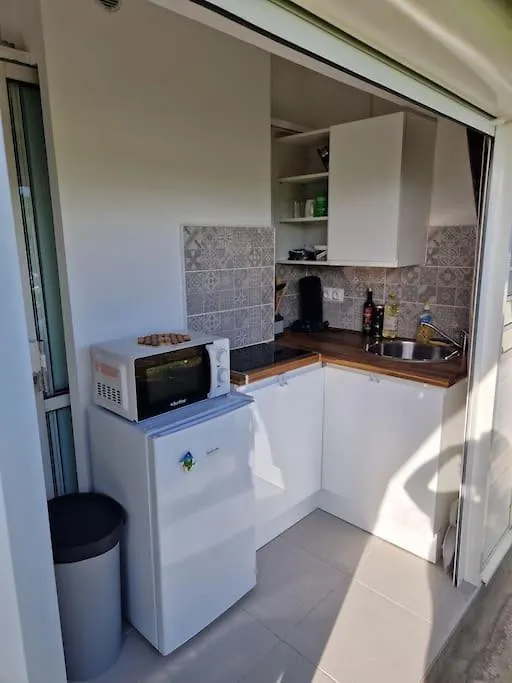 Le Rhum Antique Apartment Le Gosier  0*, Le Gosier (Grande-Terre)