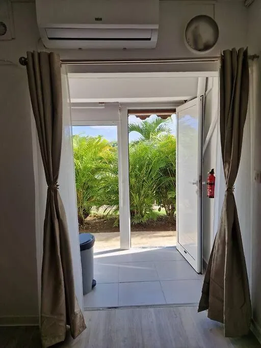 Le Rhum Antique Apartment Le Gosier